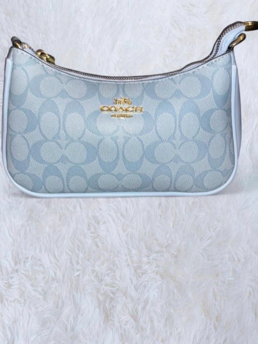 Coach Signature Shoulder Bag in Pale Blue with White Trim - Picture 2 of 8